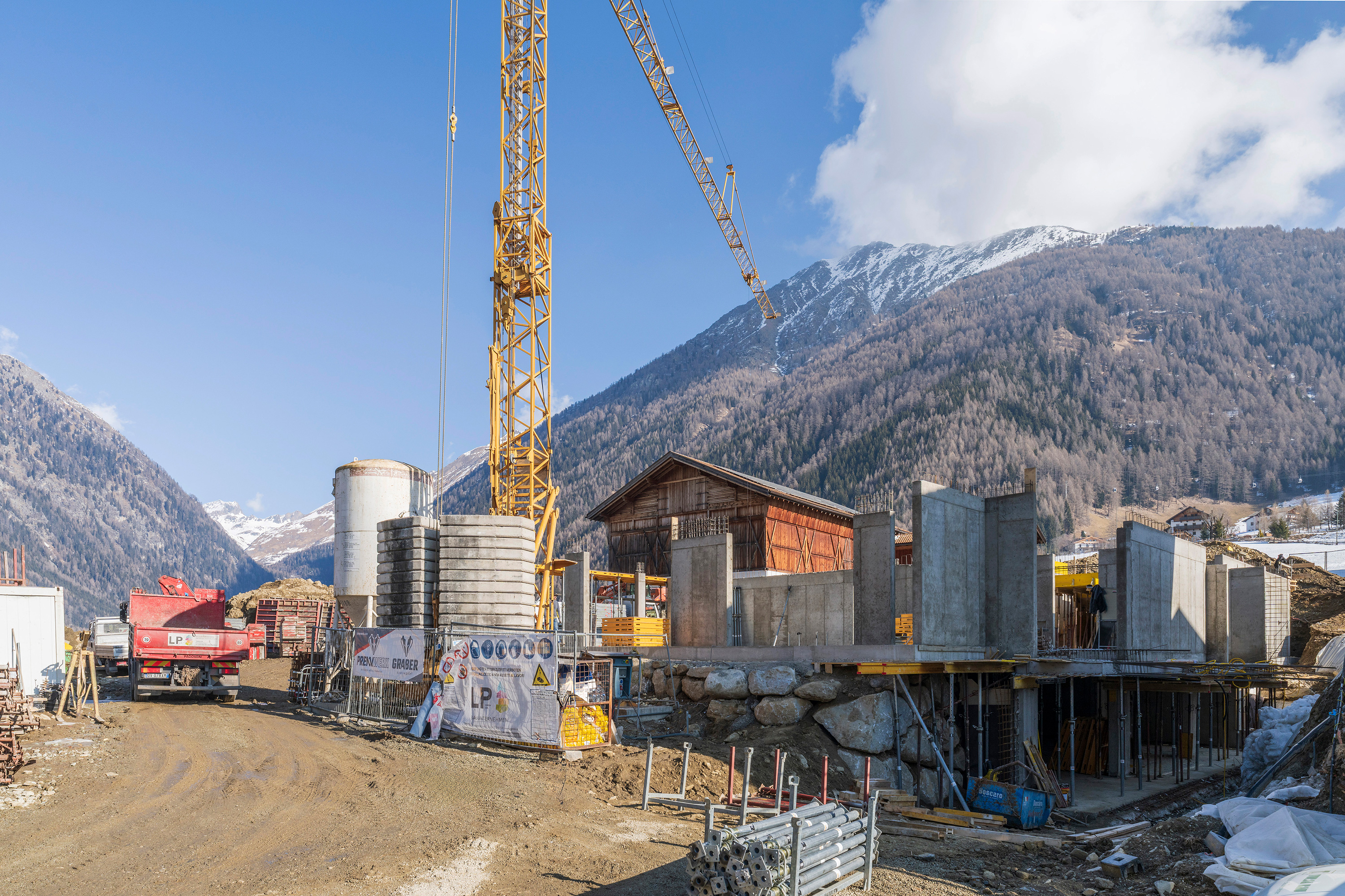 Ricostruzione, ristrutturazione